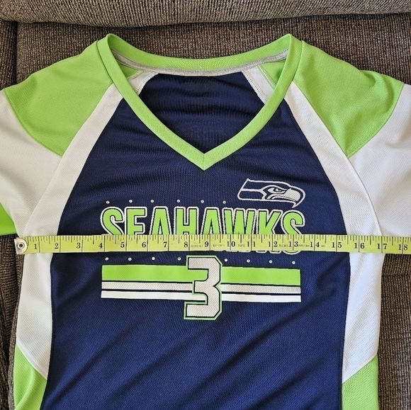 SEATTLE Seahawks Decorative Wilson Jersey Size M - Picture 7 of 8